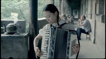 国产电影孔雀解说视频,国产光影下的情感交响曲