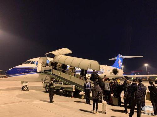 国产小飞机选座视频大全,视频大全带你轻松掌握座位选择技巧