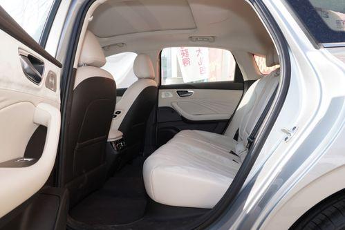 国产车掀桌子搞笑视频,笑料横生搞笑视频来袭！